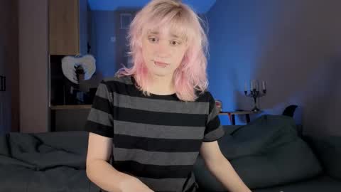 Greg-independent model online show from 03-08-26, 09:40