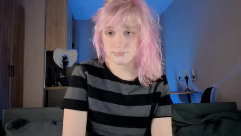 Greg-independent model online show from 04-12-26, 09:53