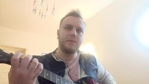 Snapshot of gregory_the_bear chatting on 12-09-24, 04:58 Gregory online show from 12-09-24, 04:58