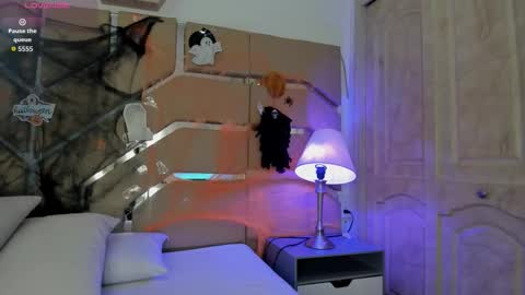 greidy_baker online show from 10-27-25, 03:32