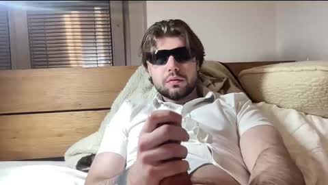 Snapshot of grejto0 chatting on 02-09-26, 03:32 grejto0 online show from 02-09-26, 03:32