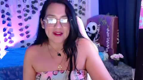 Snapshot of greta_ass chatting on 07-07-26, 07:23 GRETA lest play MAR online show from 07-07-26, 07:23