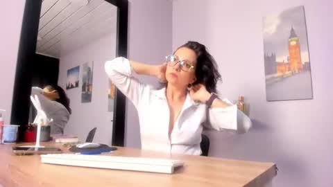 Greta online show from 07-06-26, 03:03