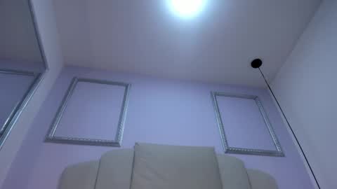 Snapshot of grettel_ramiirez chatting on 04-28-26, 02:27 Marcela online show from 04-28-26, 02:27