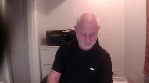 Snapshot of greyfox_6000 chatting on 12-09-24, 07:39 greyfox_6000 online show from 12-09-24, 07:39