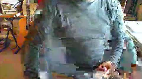 greyhounddog online show from 10-15-25, 08:47