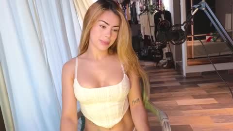 Greyslopez online show from 12-15-25, 05:06