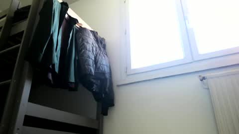 Aurlien online show from 06-26-26, 07:57