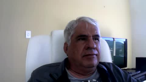 Snapshot of grisa01 chatting on 06-22-26, 01:41 grisa01 online show from 06-22-26, 01:41