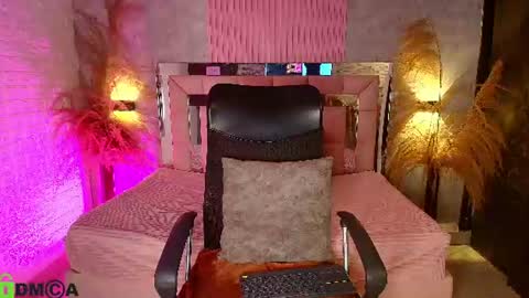    online show from 07-17-26, 06:46