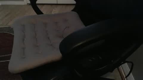 griz01 online show from 03-12-26, 04:46