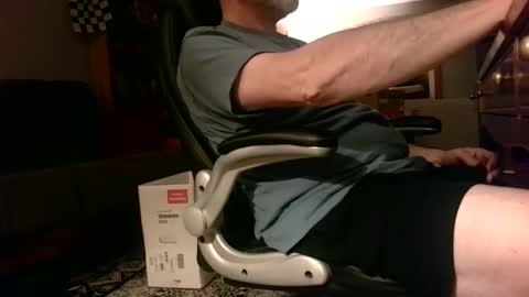 Snapshot of grootlove12 chatting on 09-21-25, 03:41 Groot online show from 09-21-25, 03:41