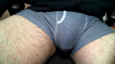 Snapshot of grownoshow9 chatting on 11-06-25, 06:53 grownoshow9 online show from 11-06-25, 06:53