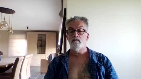Grybear online show from 05-23-26, 07:13