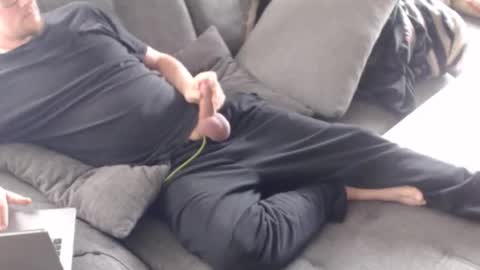 Snapshot of gryphius chatting on 10-08-25, 12:25 gryphius online show from 10-08-25, 12:25