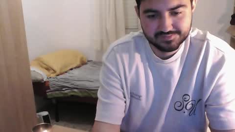 Snapshot of gsendra chatting on 12-11-24, 09:34 gsendra online show from 12-11-24, 09:34