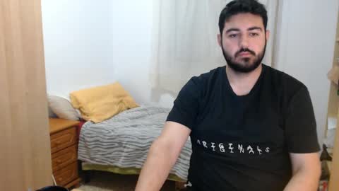 Snapshot of gsendra chatting on 01-12-25, 08:25 gsendra online show from 01-12-25, 08:25