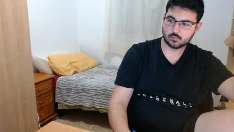 Snapshot of gsendra chatting on 01-12-25, 04:29 gsendra online show from 01-12-25, 04:29