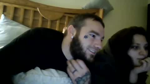 Snapshot of gsloueez chatting on 01-04-25, 01:21 gsloueez online show from 01-04-25, 01:21