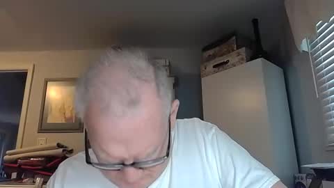 Snapshot of gspotlover1 chatting on 03-01-26, 01:46 Horny Daddy online show from 03-01-26, 01:46