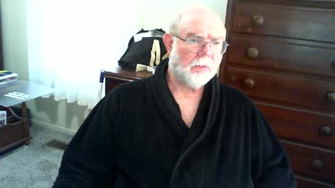 Snapshot of gtnolder60 chatting on 06-16-26, 11:35 Gary online show from 06-16-26, 11:35
