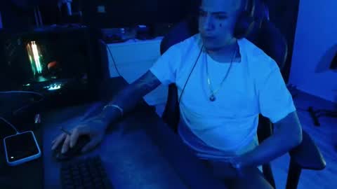 Guayaco  online show from 10-26-25, 03:56