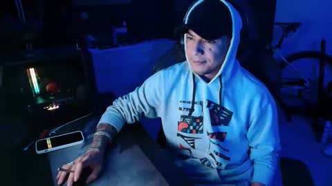 Guayaco  online show from 11-22-25, 02:49