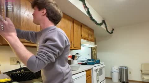 gucciboi4 online show from 11-30-25, 05:06