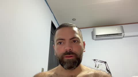 Guerrerooo online show from 10-13-25, 02:11