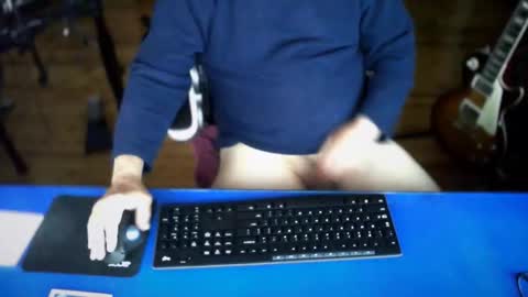 guesswhatigot2 online show from 05-13-26, 08:23