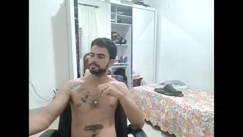 Snapshot of guguzinhox chatting on 02-19-25, 11:46 guguzinhox online show from 02-19-25, 11:46