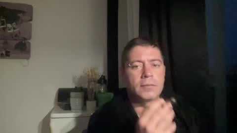 guil0 online show from 07-11-26, 07:22