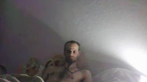 Snapshot of guil67728799 chatting on 04-06-26, 12:19 guil67728799 online show from 04-06-26, 12:19