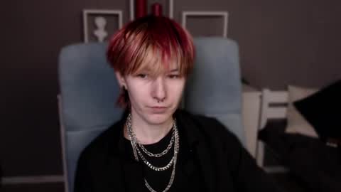 guitarandangell online show from 04-08-26, 05:18