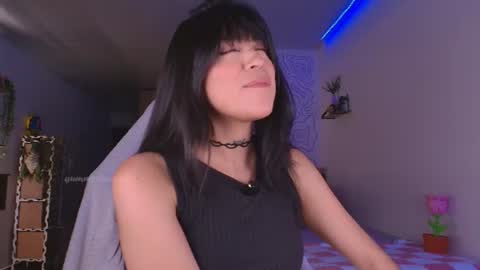 Snapshot of gummysaurus chatting on 06-27-26, 01:10 S online show from 06-27-26, 01:10