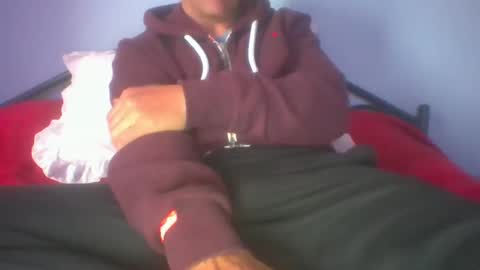 Snapshot of gunishment chatting on 12-25-24, 01:41 gunishment online show from 12-25-24, 01:41