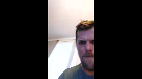 Snapshot of gunnarssonbenni33 chatting on 02-19-26, 06:26 gunnarssonbenni33 online show from 02-19-26, 06:26
