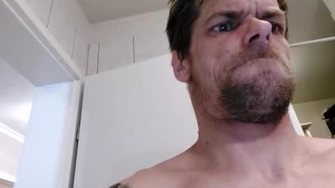 Snapshot of gunnarssonbenni33 chatting on 05-18-26, 08:36 gunnarssonbenni33 online show from 05-18-26, 08:36