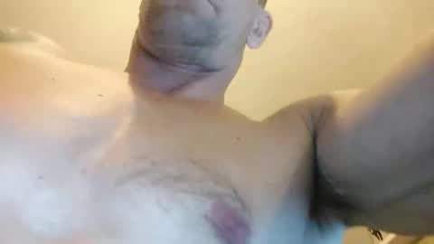 Snapshot of gunnarssonbenni33 chatting on 06-08-26, 01:28 gunnarssonbenni33 online show from 06-08-26, 01:28