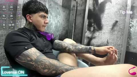 Snapshot of gury_tattoo chatting on 06-02-26, 07:16 Gury online show from 06-02-26, 07:16