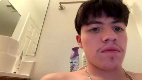 gustavog79 online show from 10-05-25, 10:02