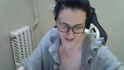 Snapshot of gusumah chatting on 03-06-25, 06:26 GusumAh online show from 03-06-25, 06:26