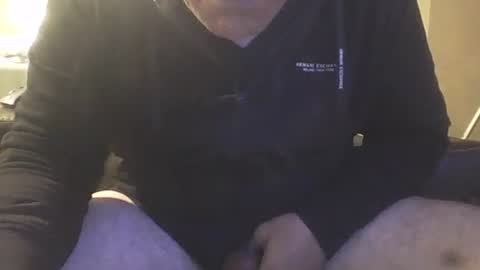 Snapshot of guy8inches4u chatting on 10-10-25, 10:14 guy8inches4u online show from 10-10-25, 10:14