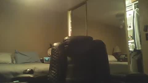 Snapshot of guy8inches4u chatting on 10-13-25, 12:38 guy8inches4u online show from 10-13-25, 12:38