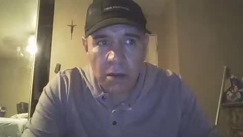 Snapshot of guy8inches4u chatting on 11-03-25, 10:05 guy8inches4u online show from 11-03-25, 10:05