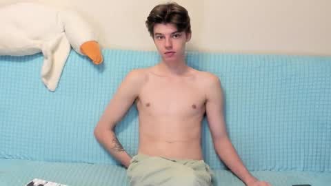 guy_liam1 online show from 11-01-25, 06:59