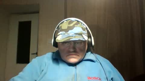 guyboy73 online show from 10-11-25, 09:24