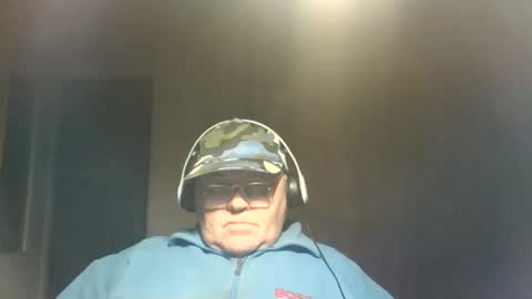 guyboy73 online show from 10-15-25, 08:20