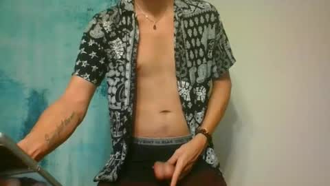 Snapshot of guyguy42016 chatting on 03-05-25, 12:49 troy online show from 03-05-25, 12:49