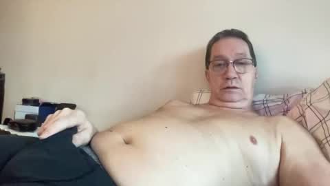 Snapshot of gwashere4u chatting on 03-05-25, 03:18 gwashere4u online show from 03-05-25, 03:18